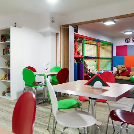 Marina Jastrzębia Góra