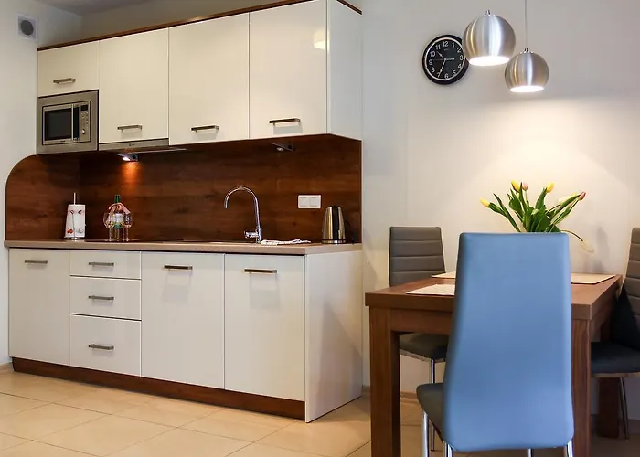 Marina Jastrzębia Góra